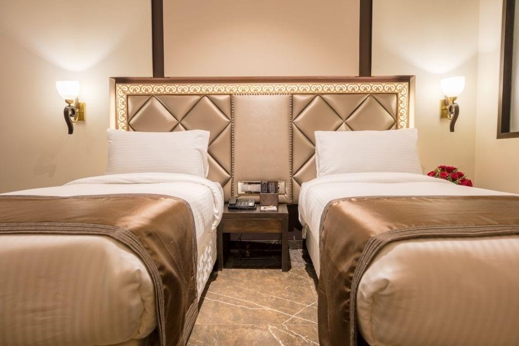 Hotel Peninsula Redpine Bombay Esterno foto